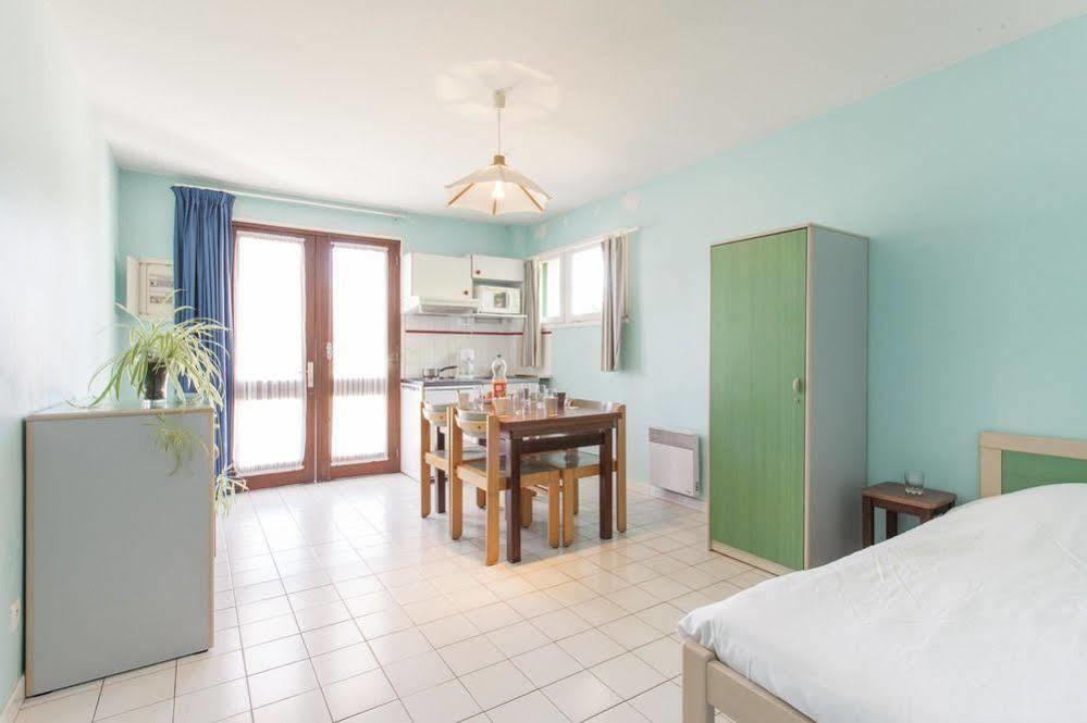 Hotel Sous Les Pins Ronce-les-Bains Exterior foto